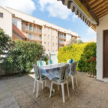 1 Bedroom For 6 *